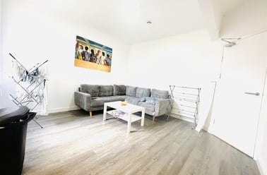 Teversal Avenue, Radford, Nottingham - Image 3